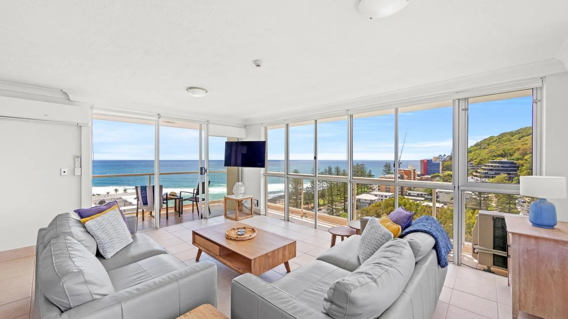 Aparthotel Burleigh Tower 4*