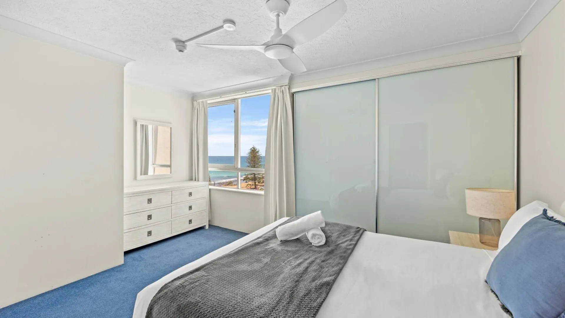 Burleigh Tower 4*