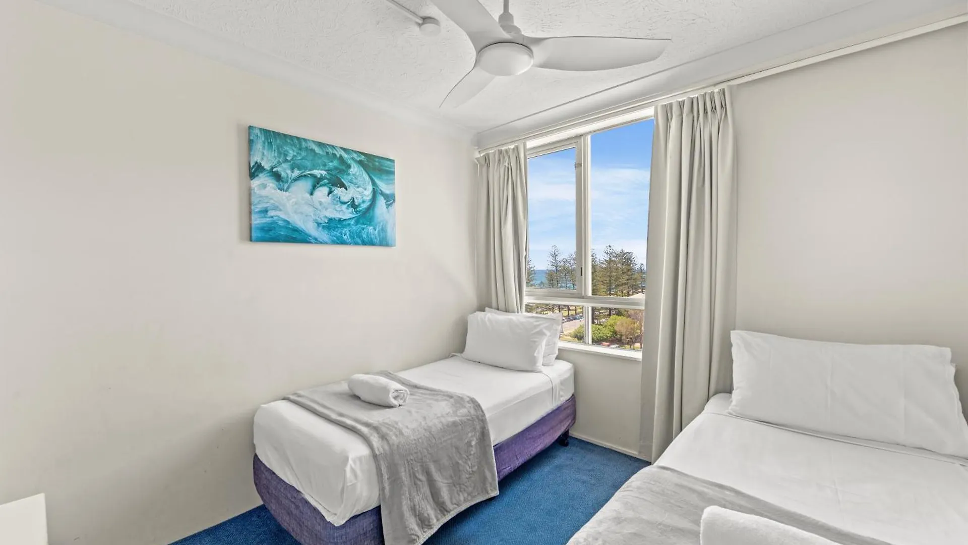 Burleigh Tower 4* Gold Coast