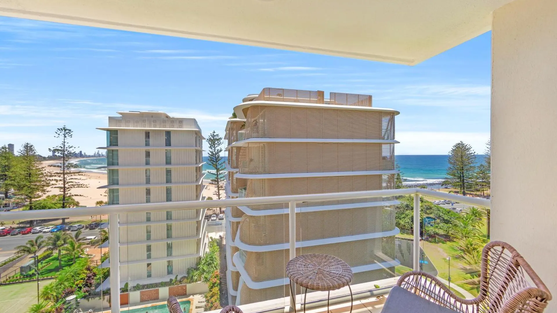 Aparthotel Burleigh Tower Gold Coast
