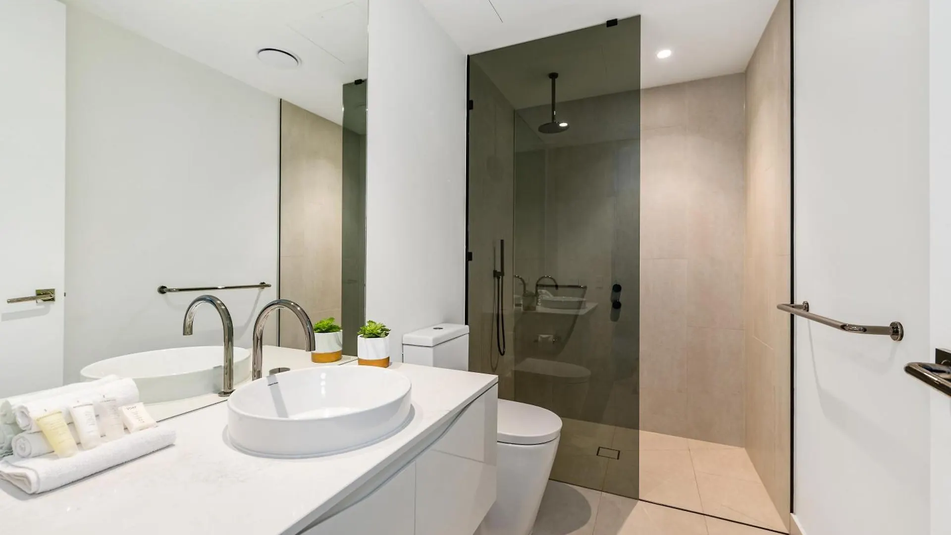 The Lanes A Life Of Luxury. Apartment *