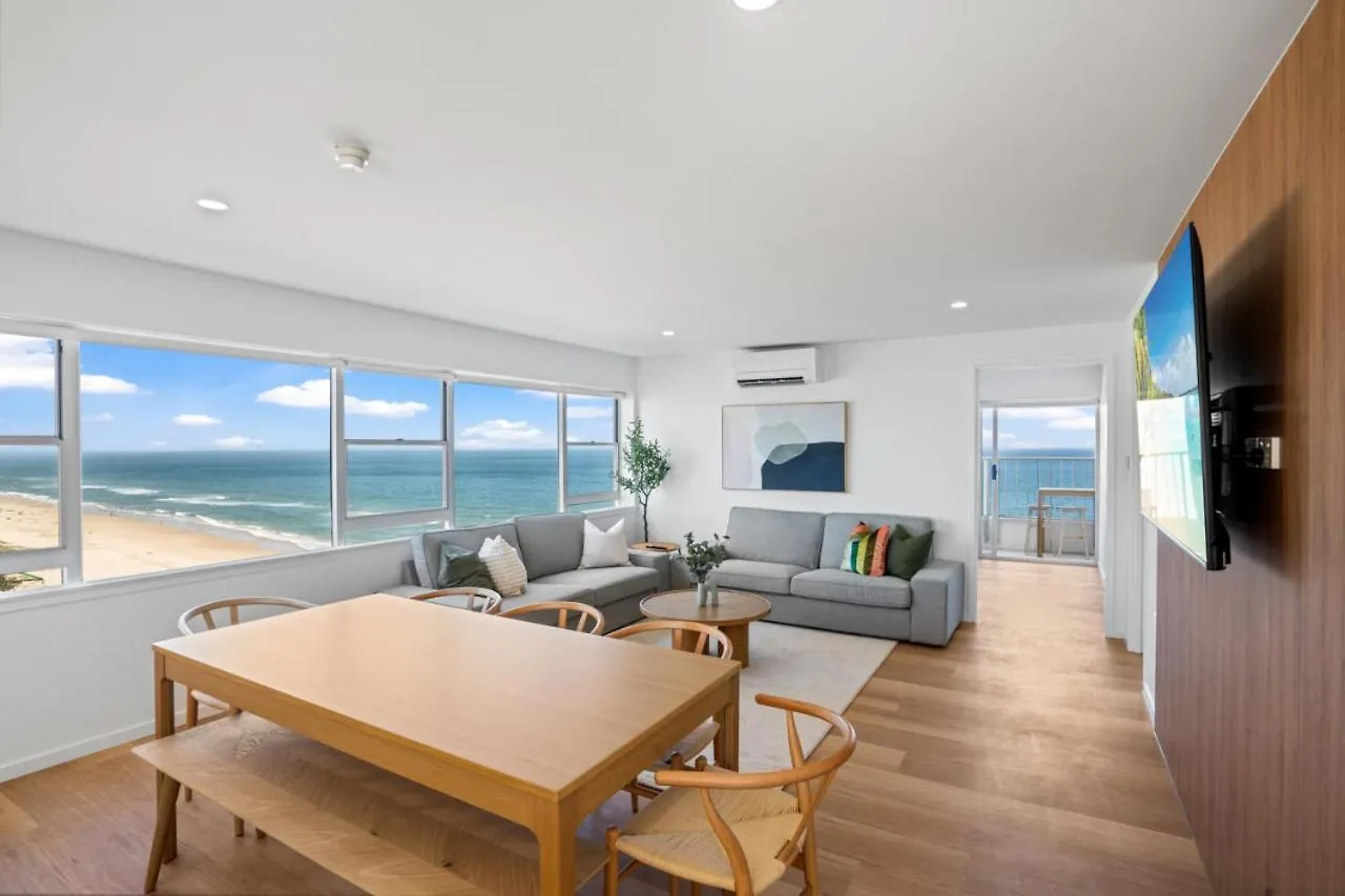 The Coastal - Fully Renovated Front 3br Lejlighed Gold Coast