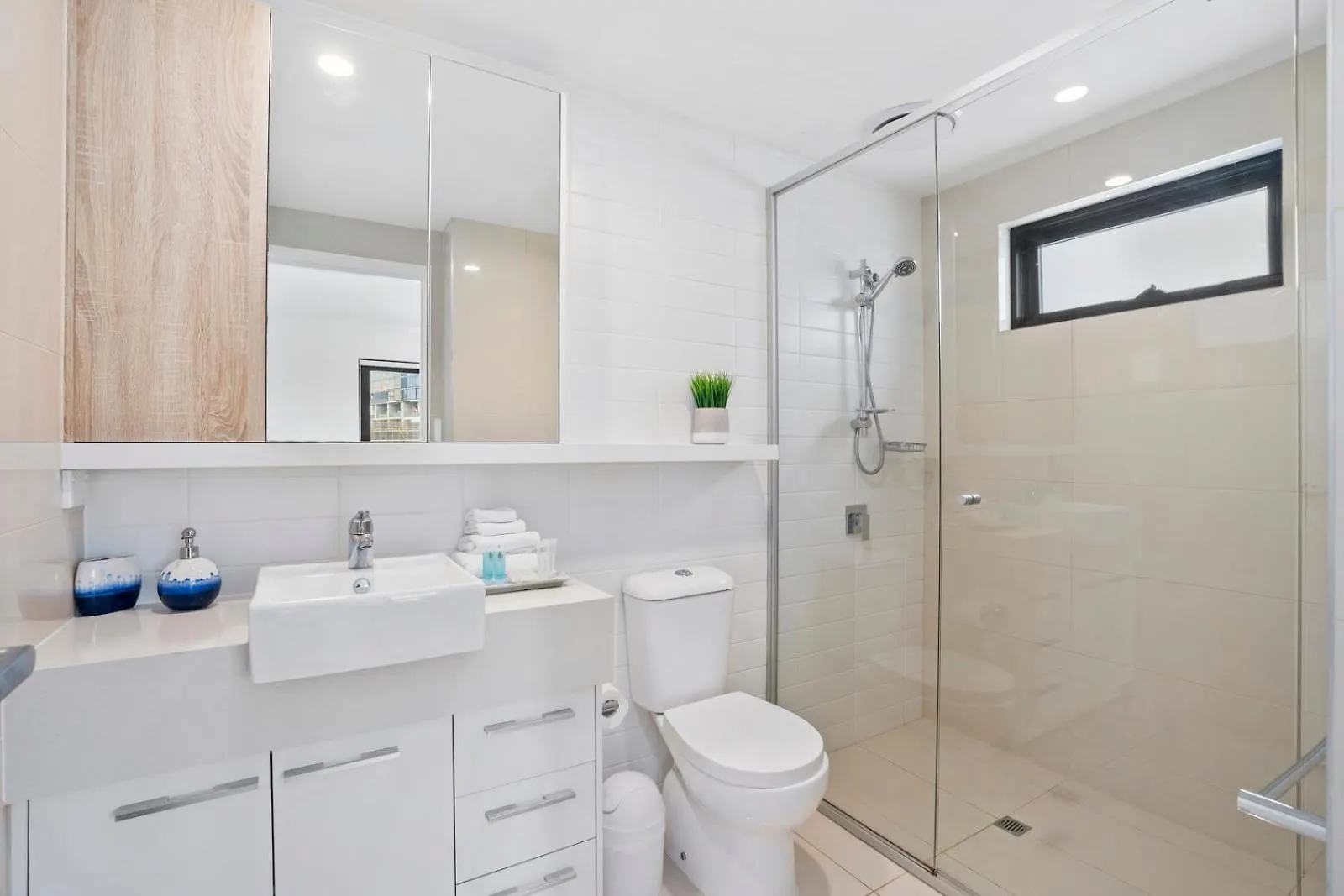 Apartment Spice Broadbeach - Gclr