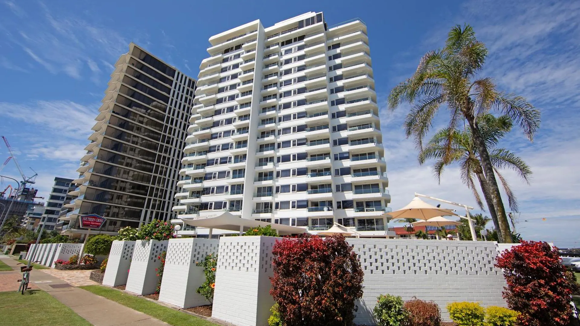 Southern Cross Beachfront 4*