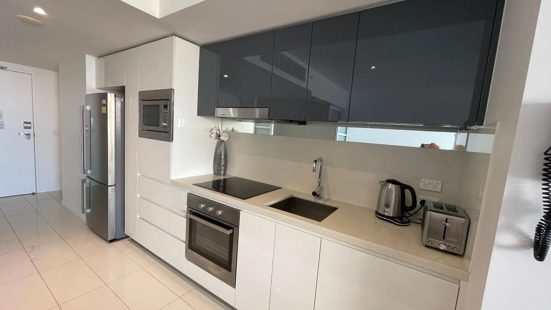 H Luxury At Surfers Paradise High Floor