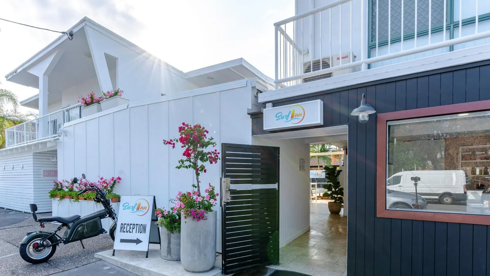 Surf Boutique Backpackers - Free Breakfast Hostel *