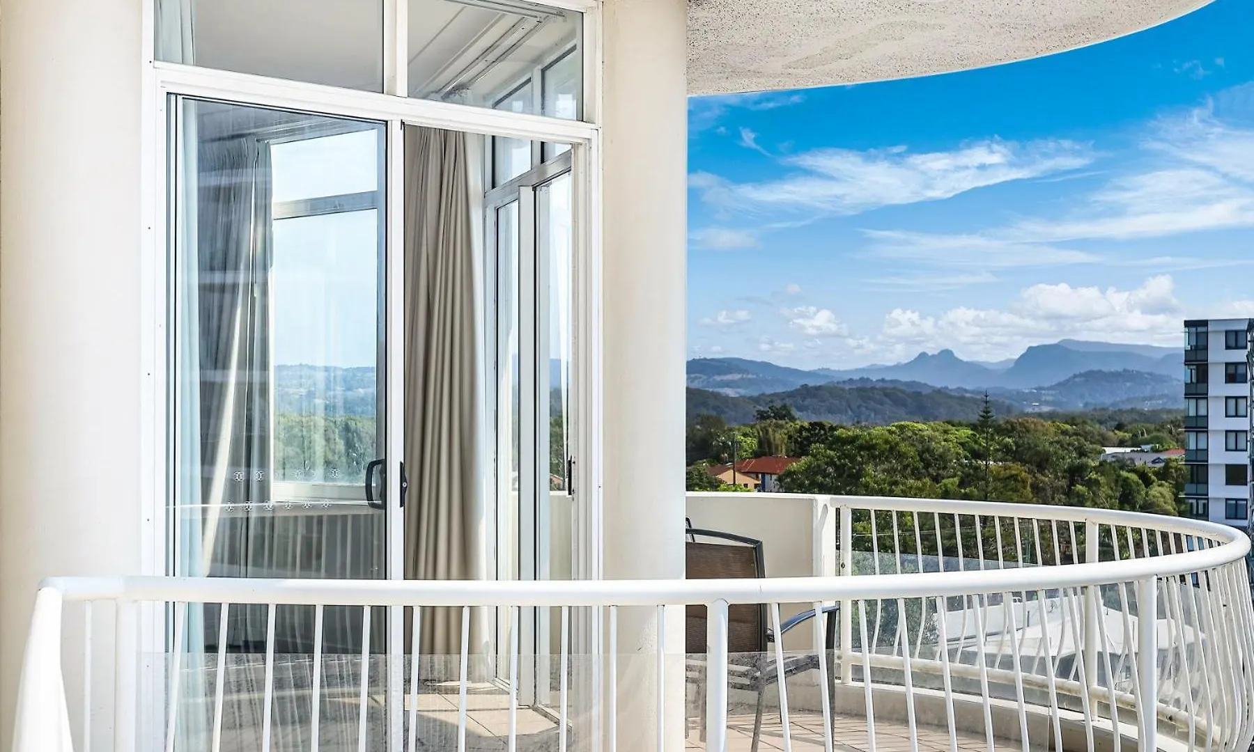 Aparthotel Kirra Gold Coast