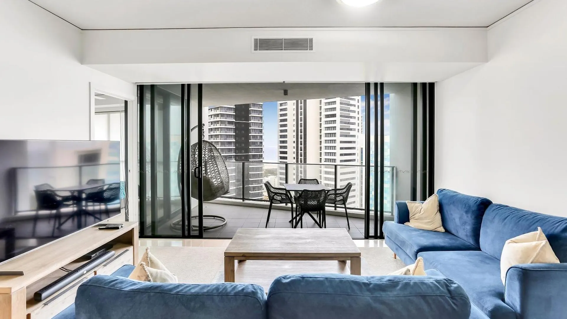Stunning 2br2b Spectacular Ocean Views Appartement