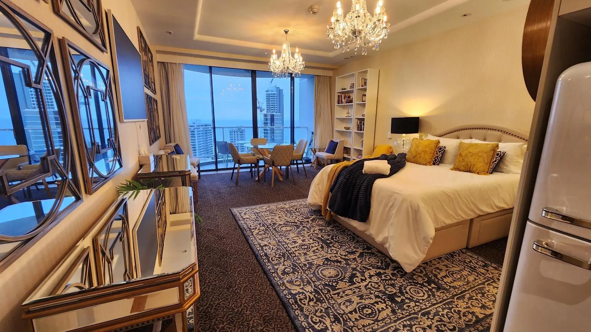 Deluxe Private And - Ocean Views * Gold Coast