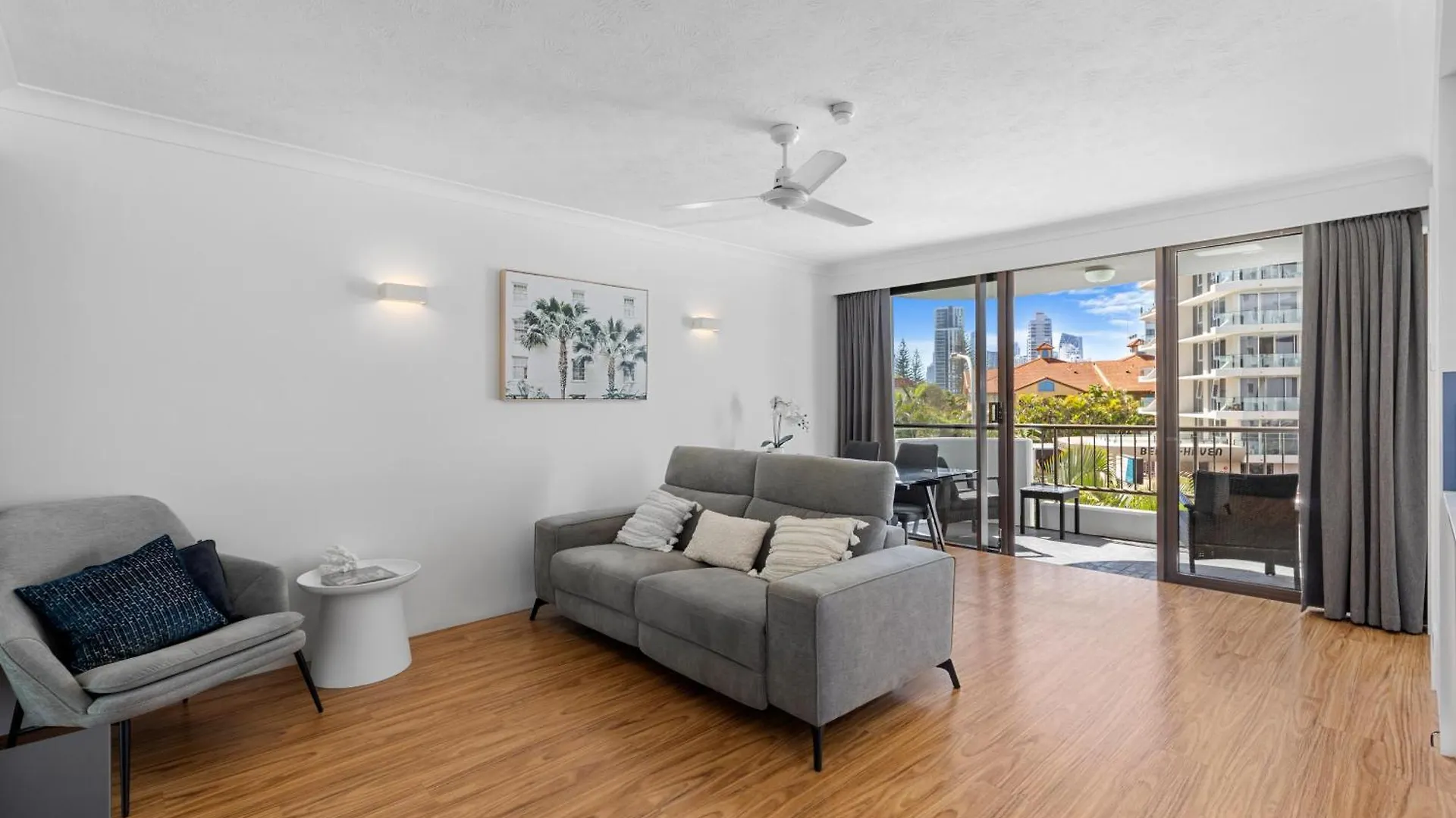 Pacific Broadbeach Aparthotel
