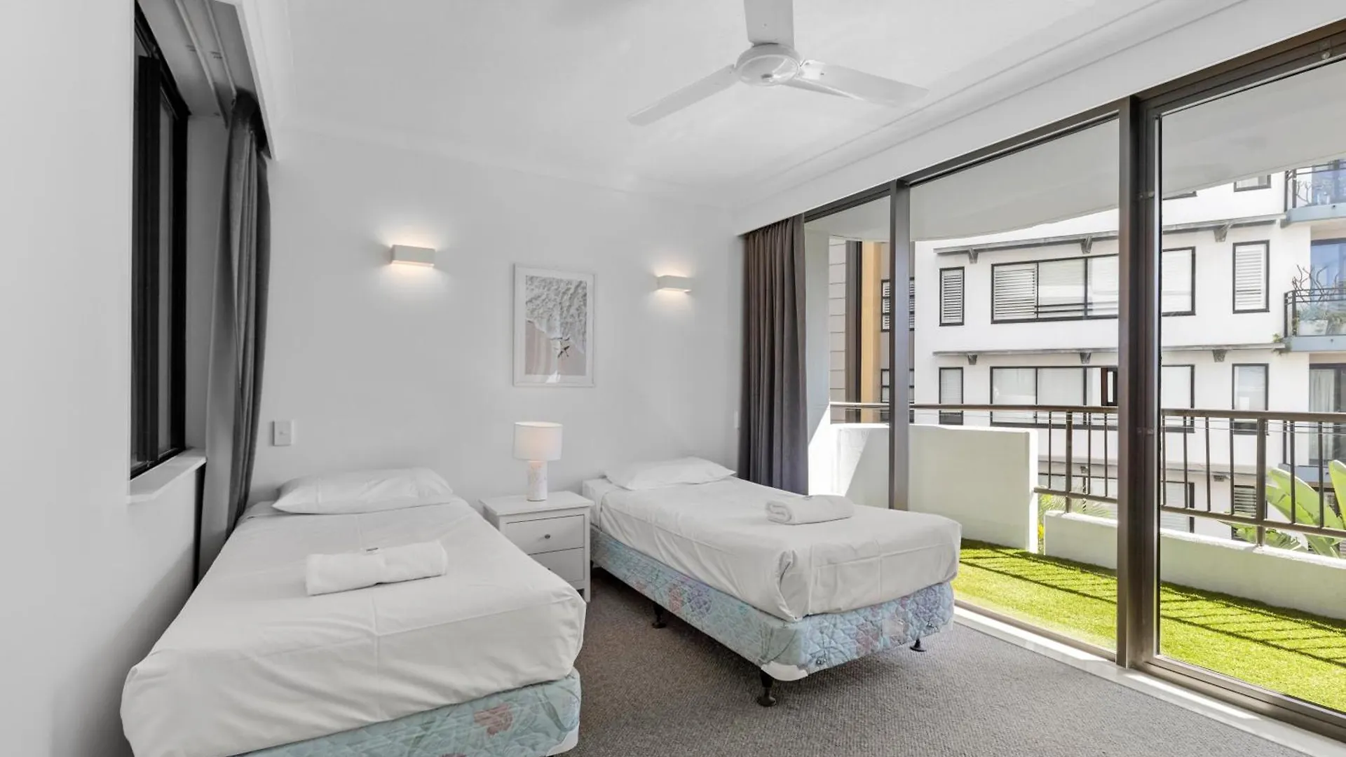 Aparthotel Pacific Broadbeach 4*