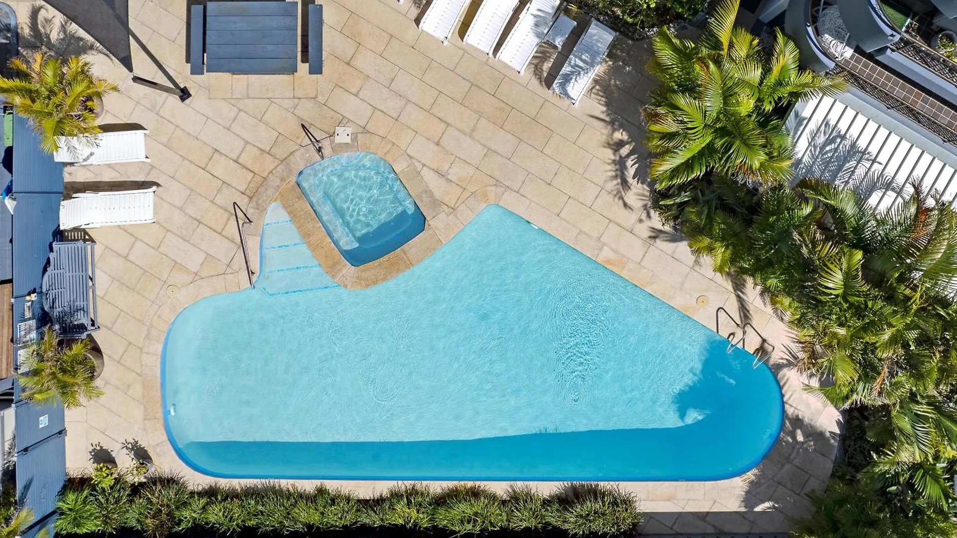 Pacific Broadbeach Aparthotel Gold Coast