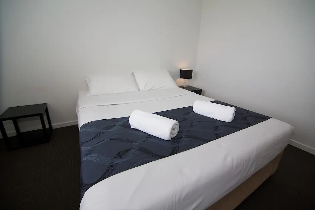 Blue Water Bay Apartmanhotel 3*