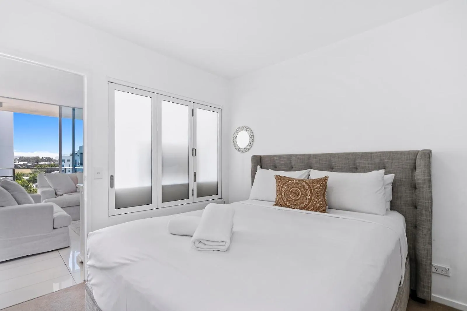 Hotel Harbour Quays 4*
