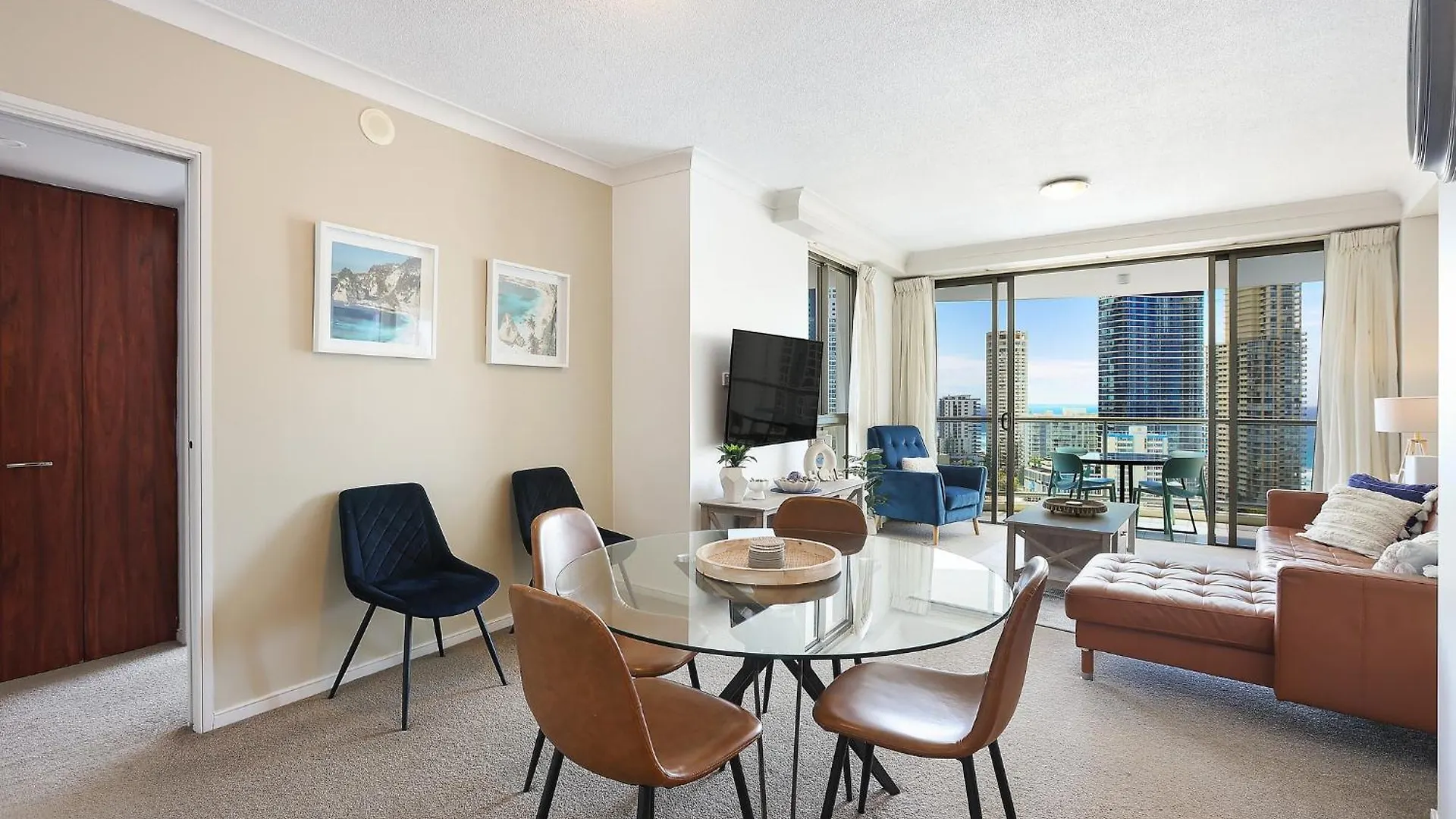 Chevron Renaissance Managed By Gchs Gold Coast