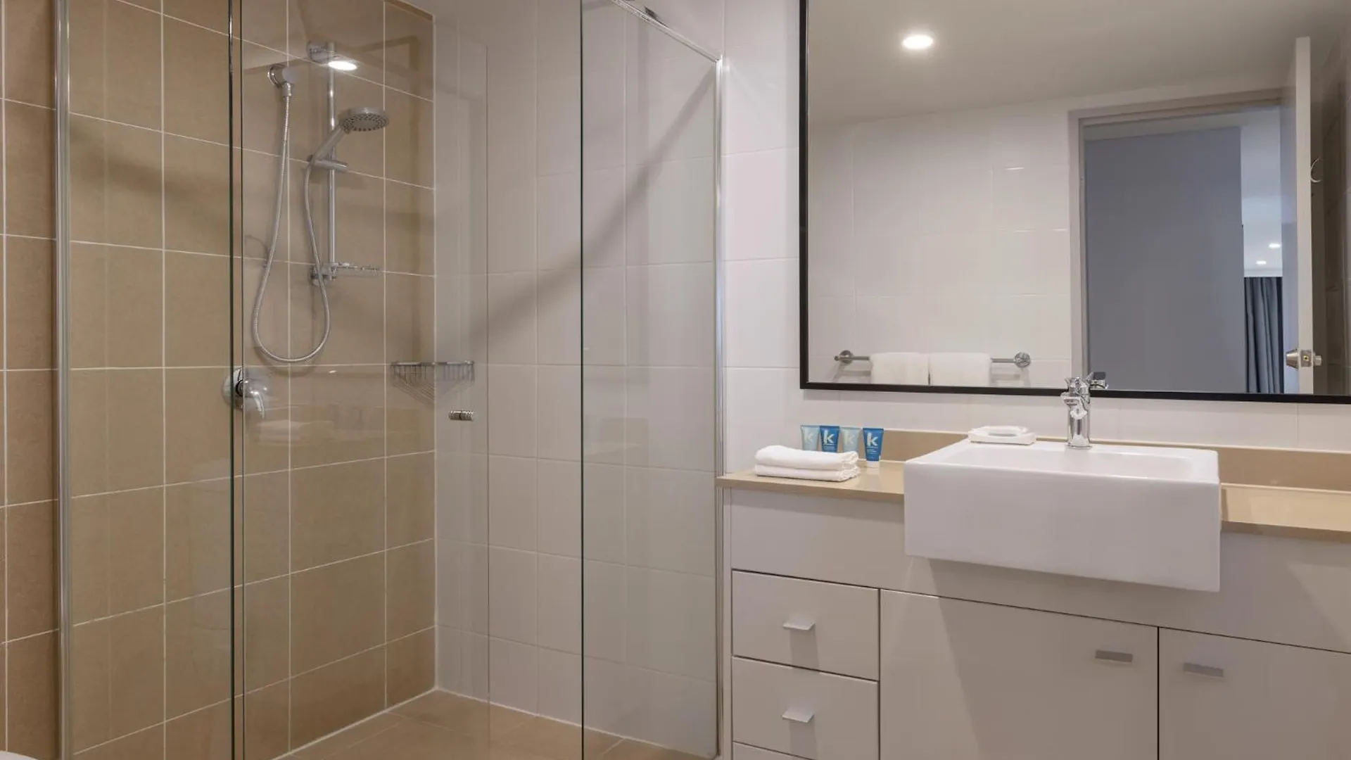 Meriton Broadbeach 5*