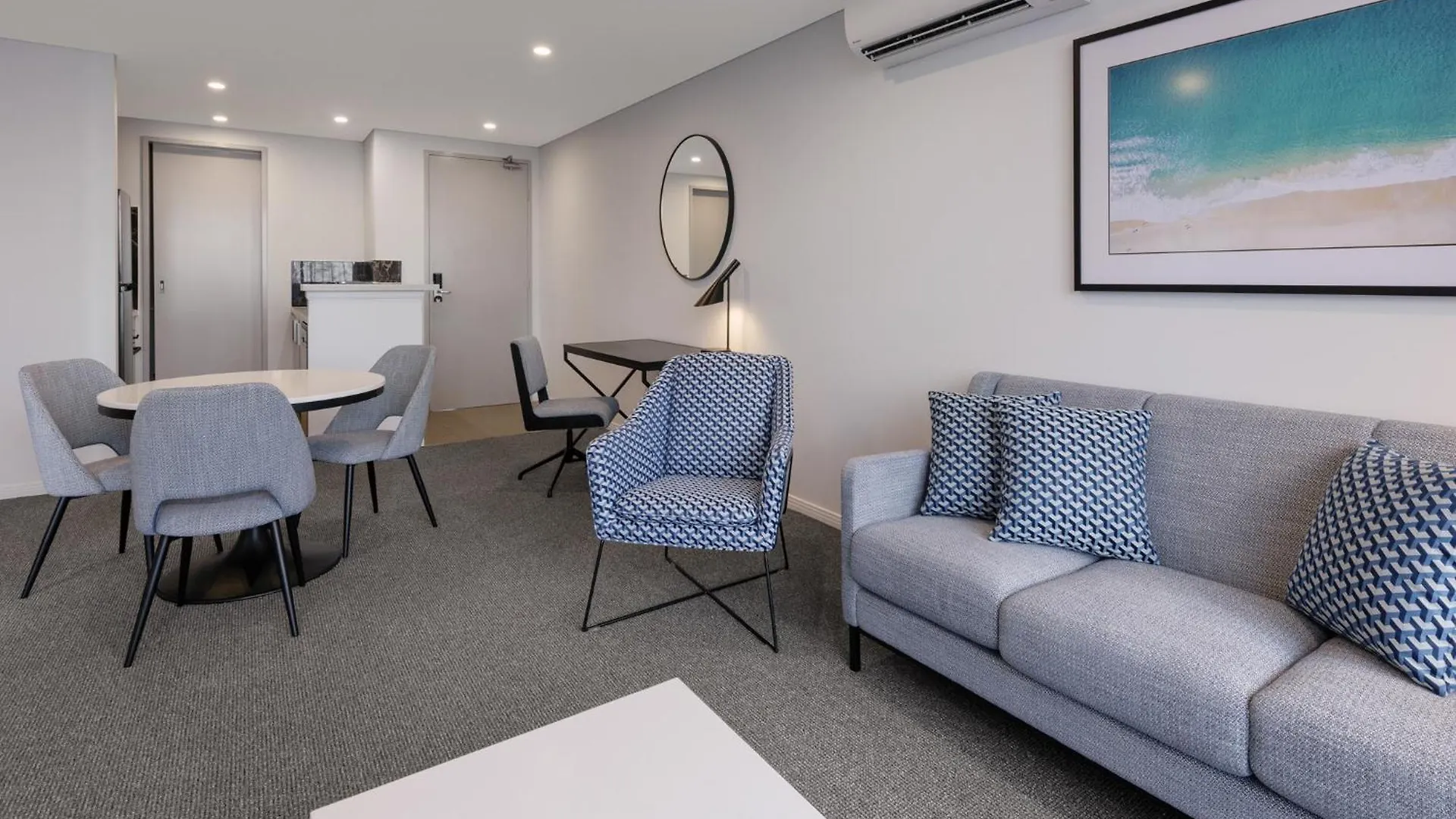 Meriton Broadbeach 5*