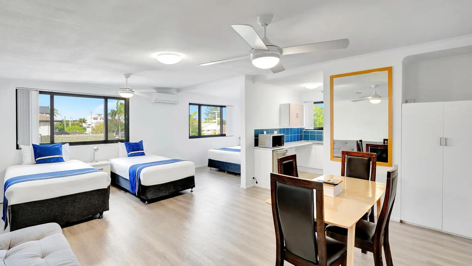 Montego Mermaid Gold Coast