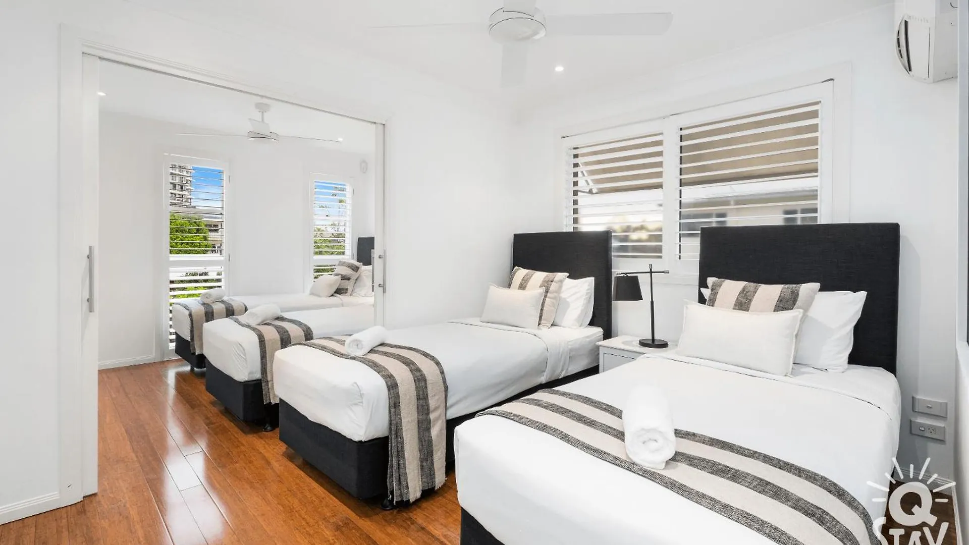 וילה 3 Bedroom Villa's In Surfers Paradise - Q גולד קוסט