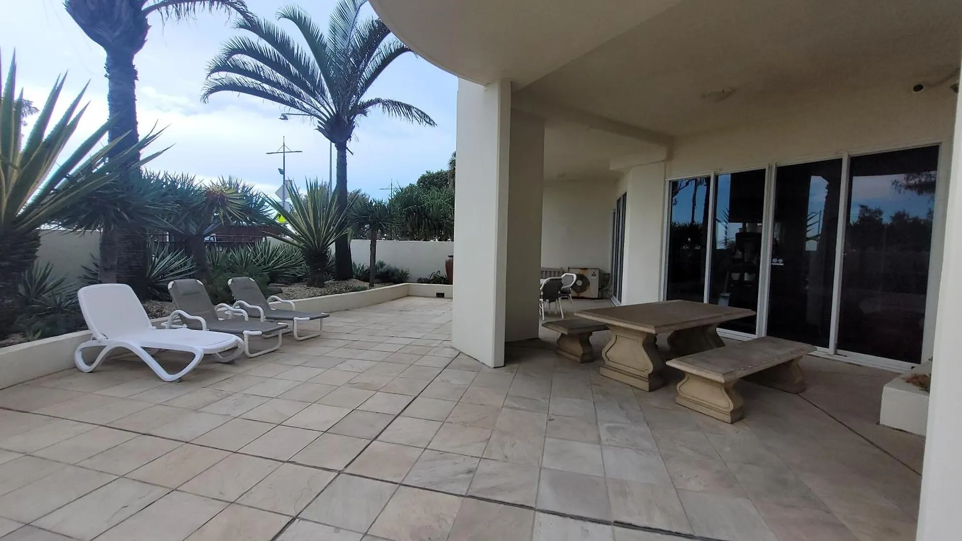 Apr Private Moroccan By The Apartment *