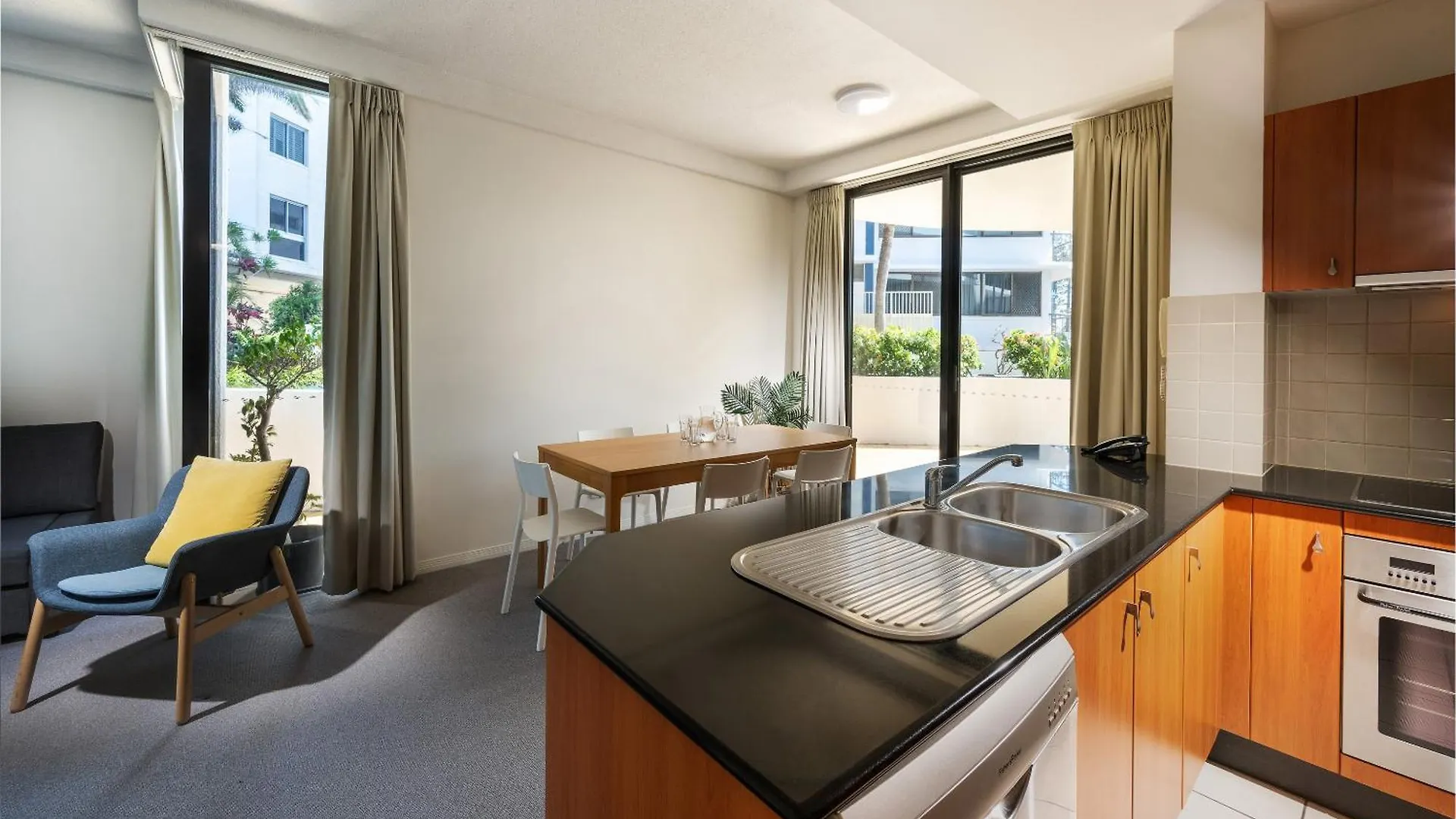 Mantra Coolangatta