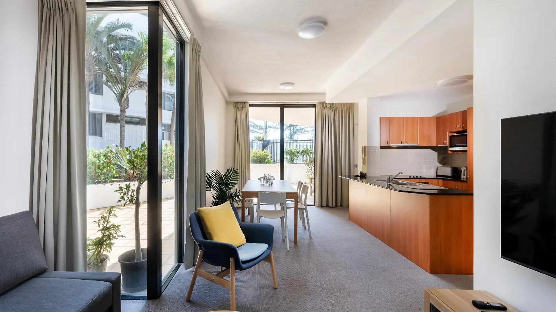 Aparthotel Mantra Coolangatta Gold Coast