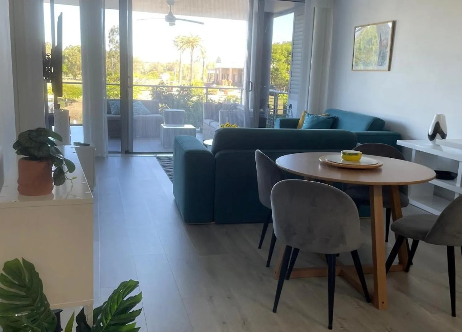 Signature Waterfront