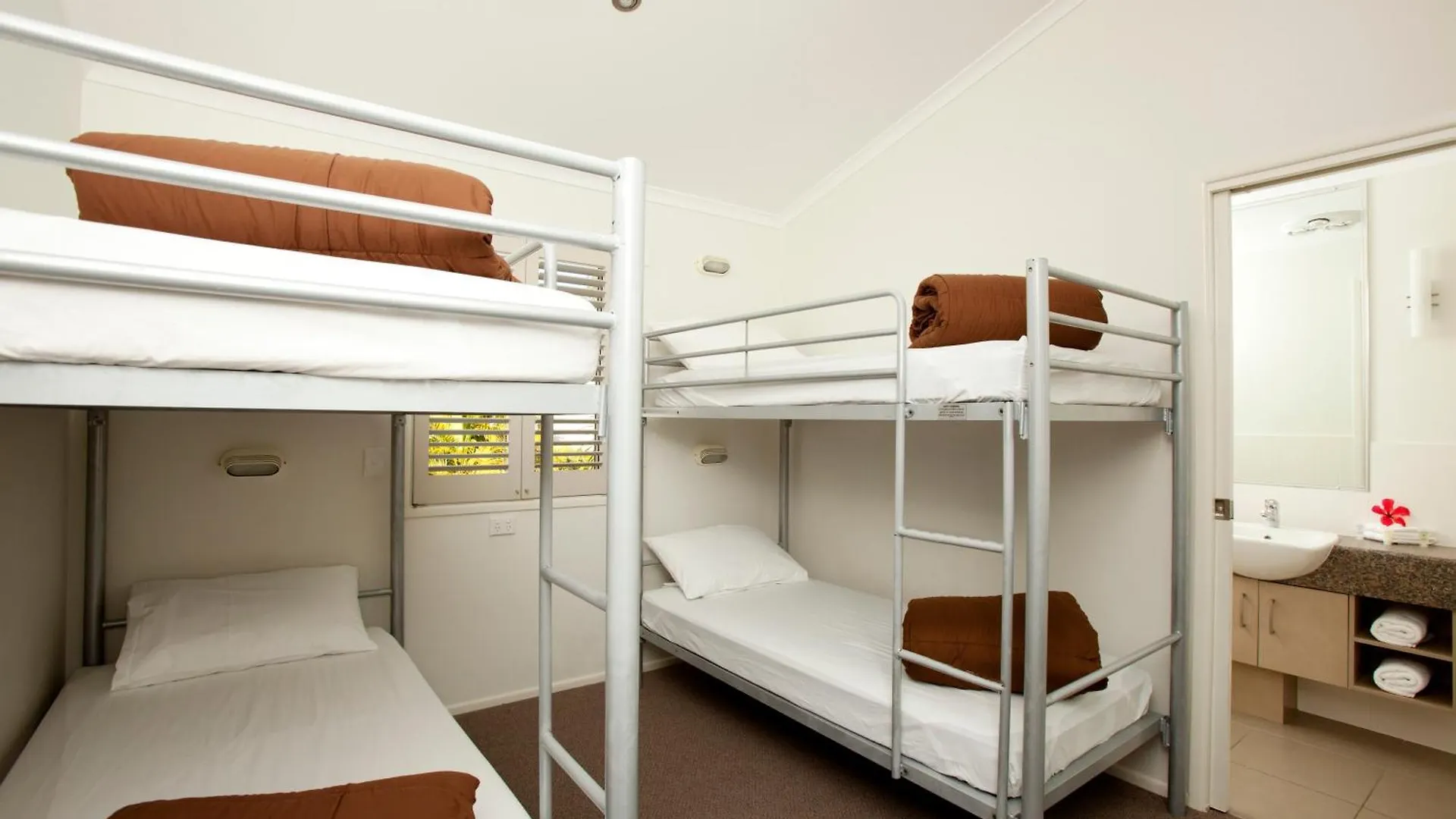 Nrma Treasure Island Kompleks wypoczynkowy 4*