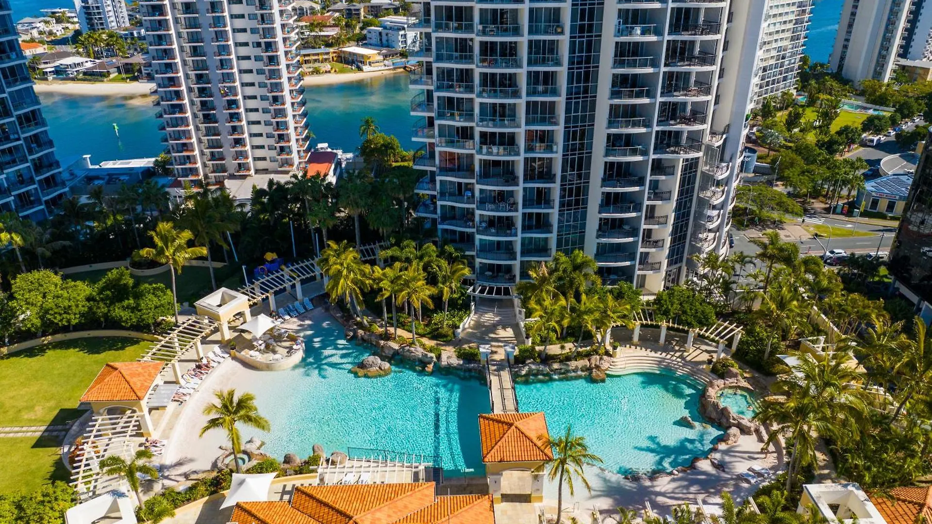 Chevron Renaissance Surfers Paradise Sleeps 10 1st Floor - Optimise Gold Coast
