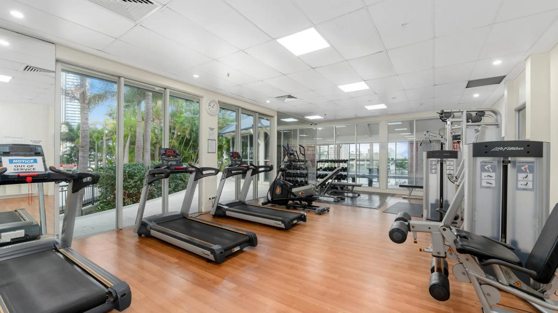 Chevron Renaissance Surfers Paradise Sleeps 10 4th Floor - Optimise Gold Coast