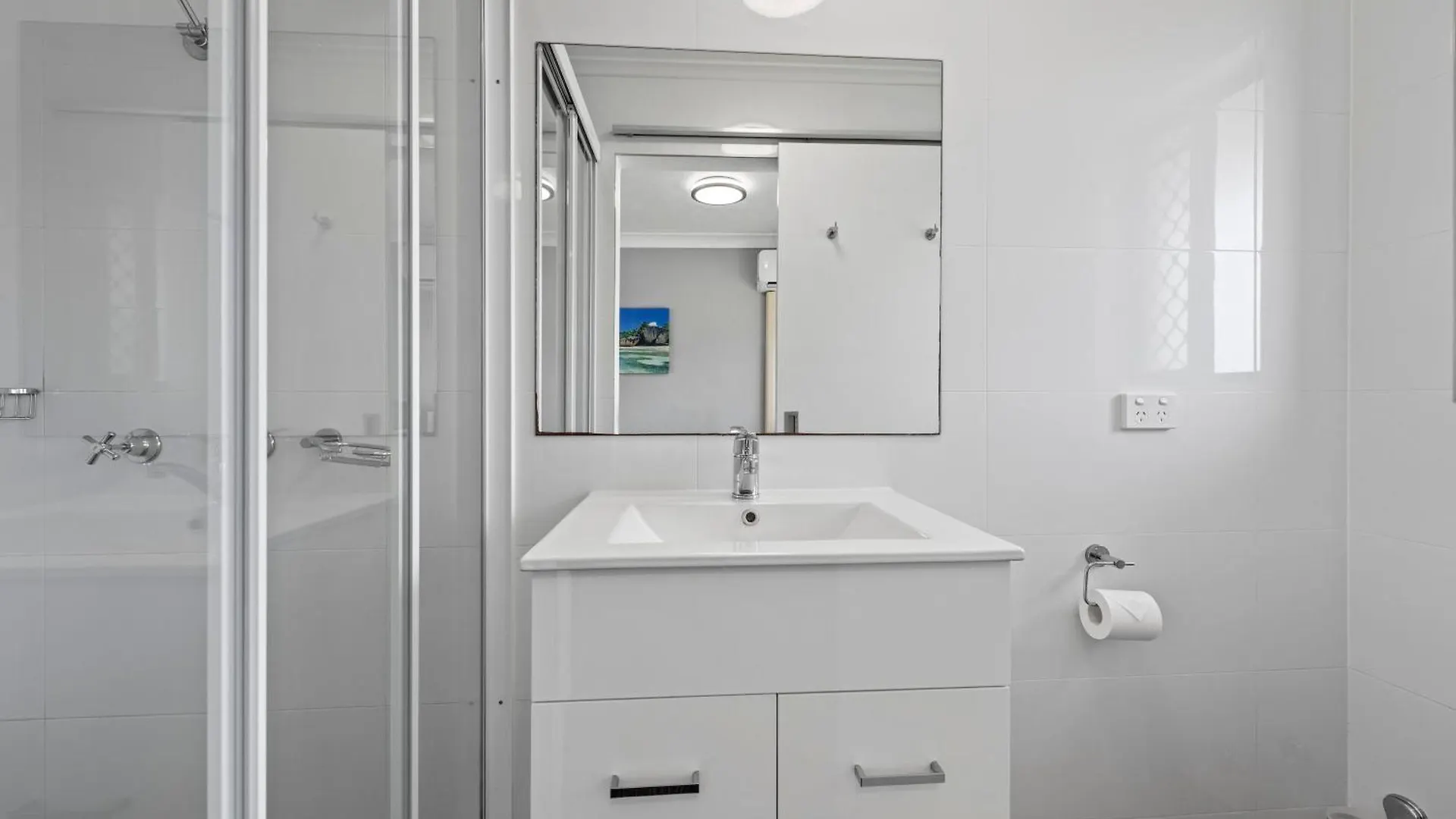 Gold Coast Inn 3*