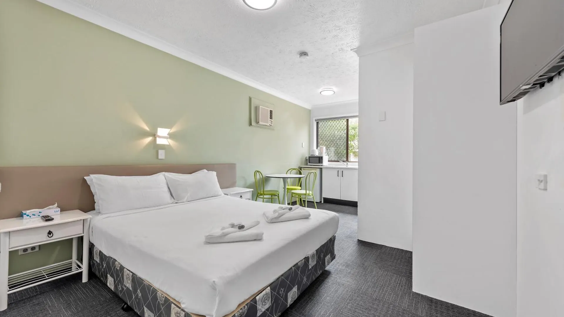 Gold Coast Inn