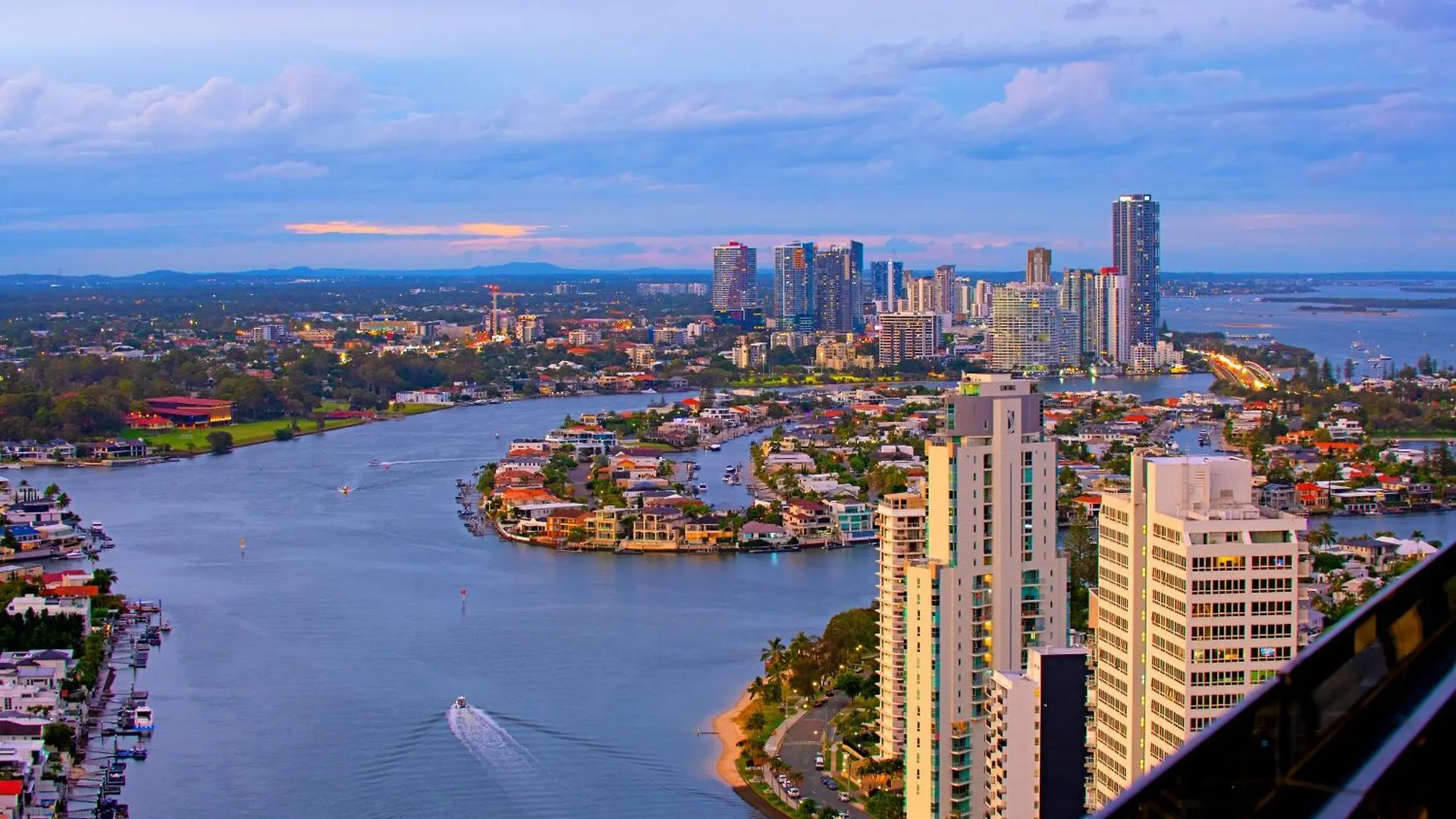 Circle On Cavill Surfers Paradise- 2 Bedroom Sky * Gold Coast