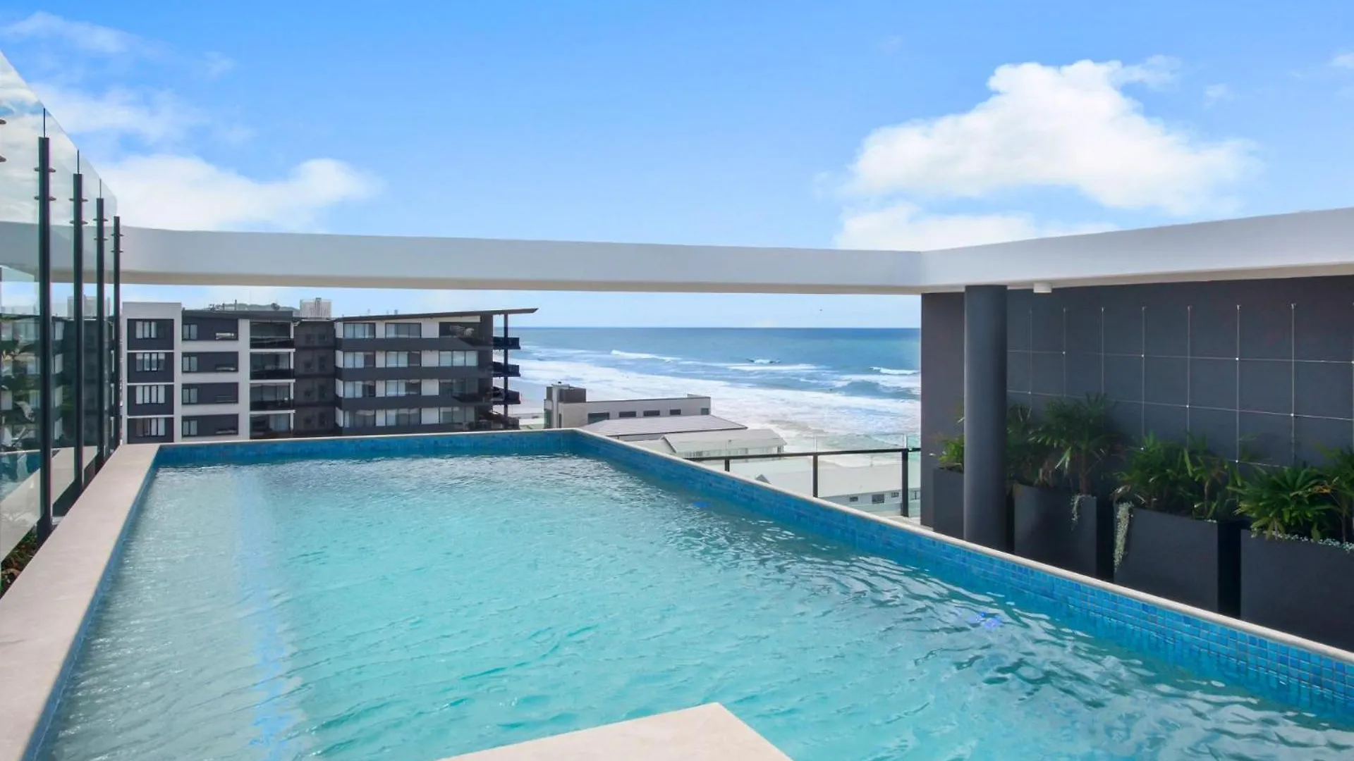 Village Palm - Brand New 2 Bedroom * Gold Coast