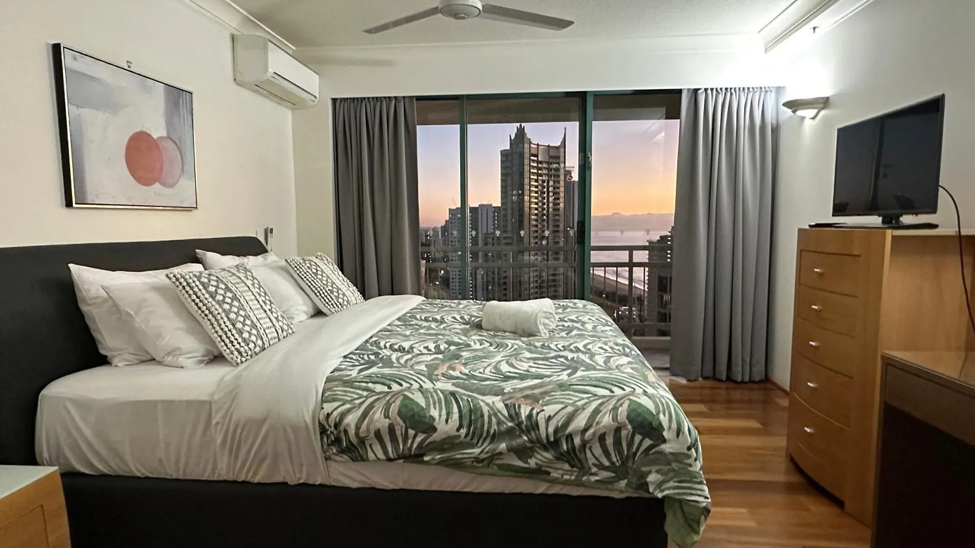 Crown Towers Lejlighed