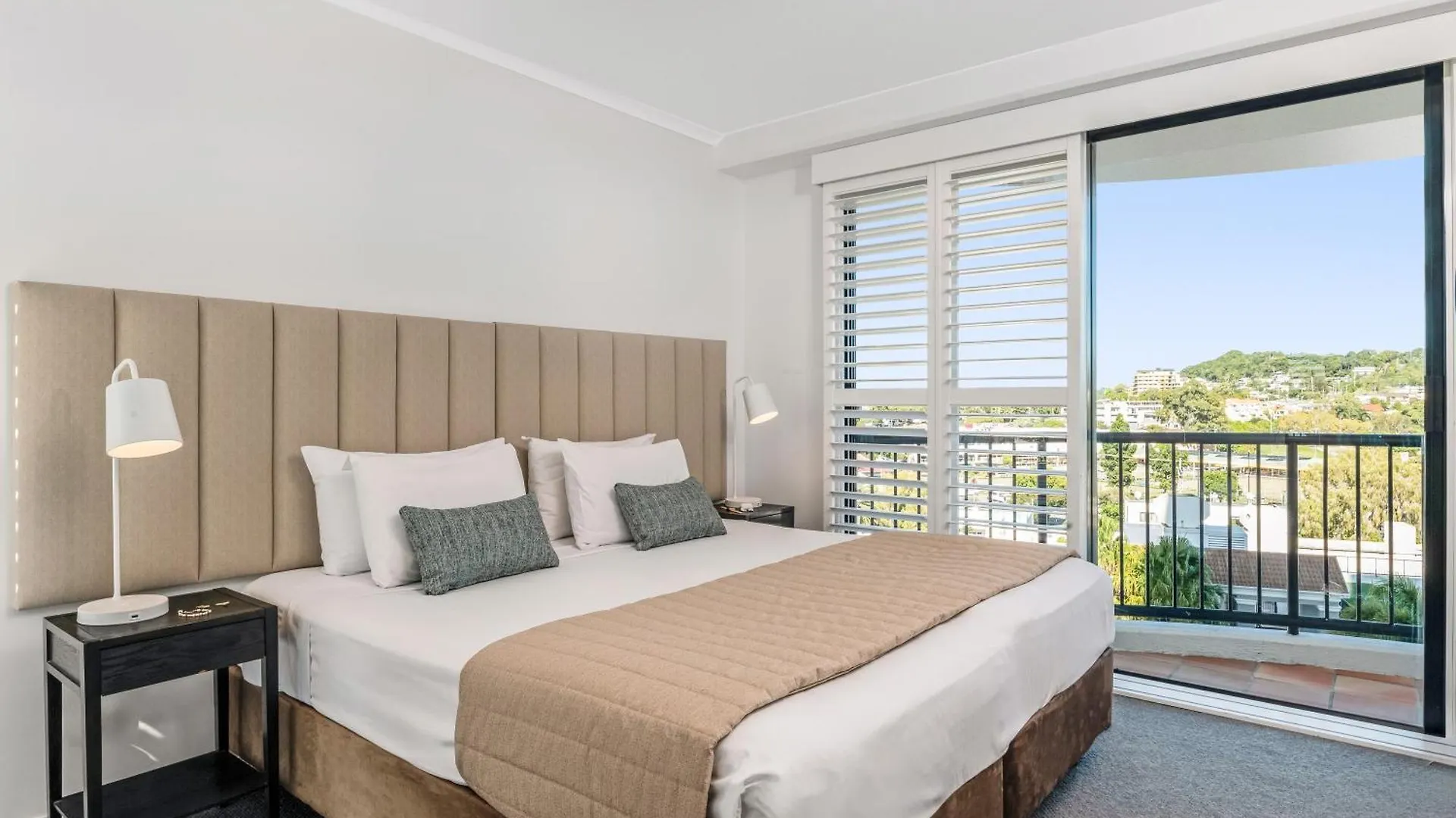 Mantra Coolangatta Aparthotel