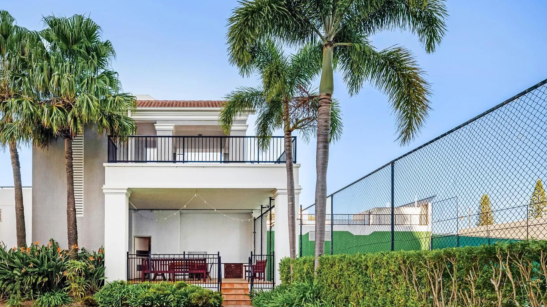 Mantra Coolangatta 4*