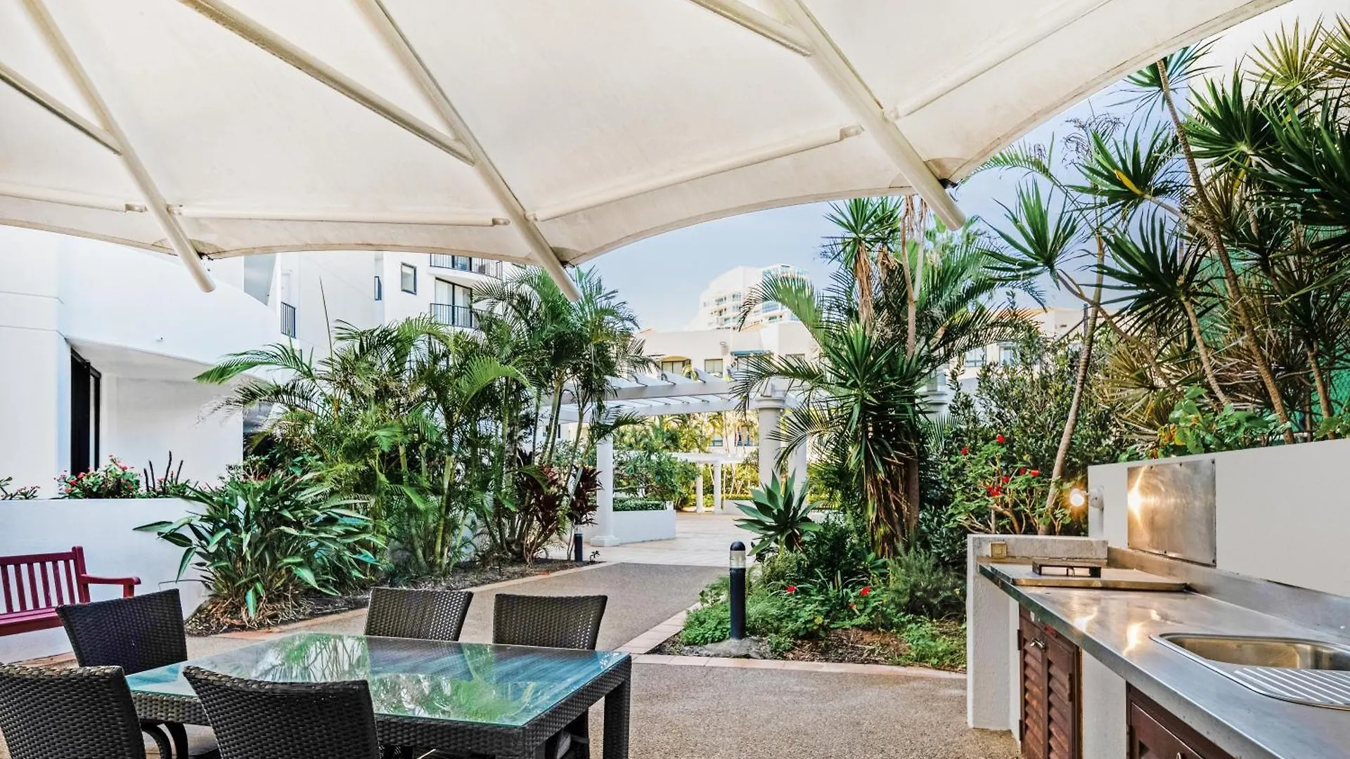 Aparthotel Mantra Coolangatta