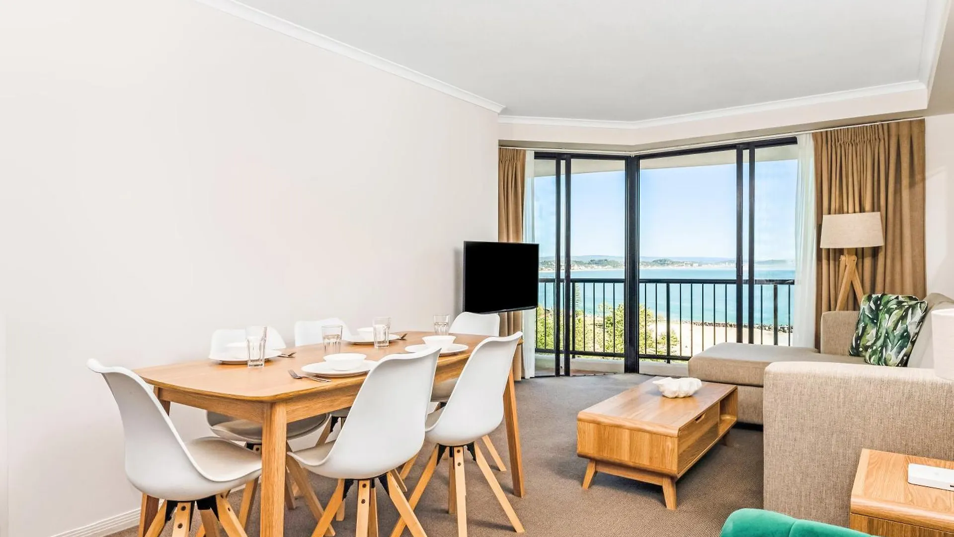 Mantra Coolangatta Aparthotel 4*