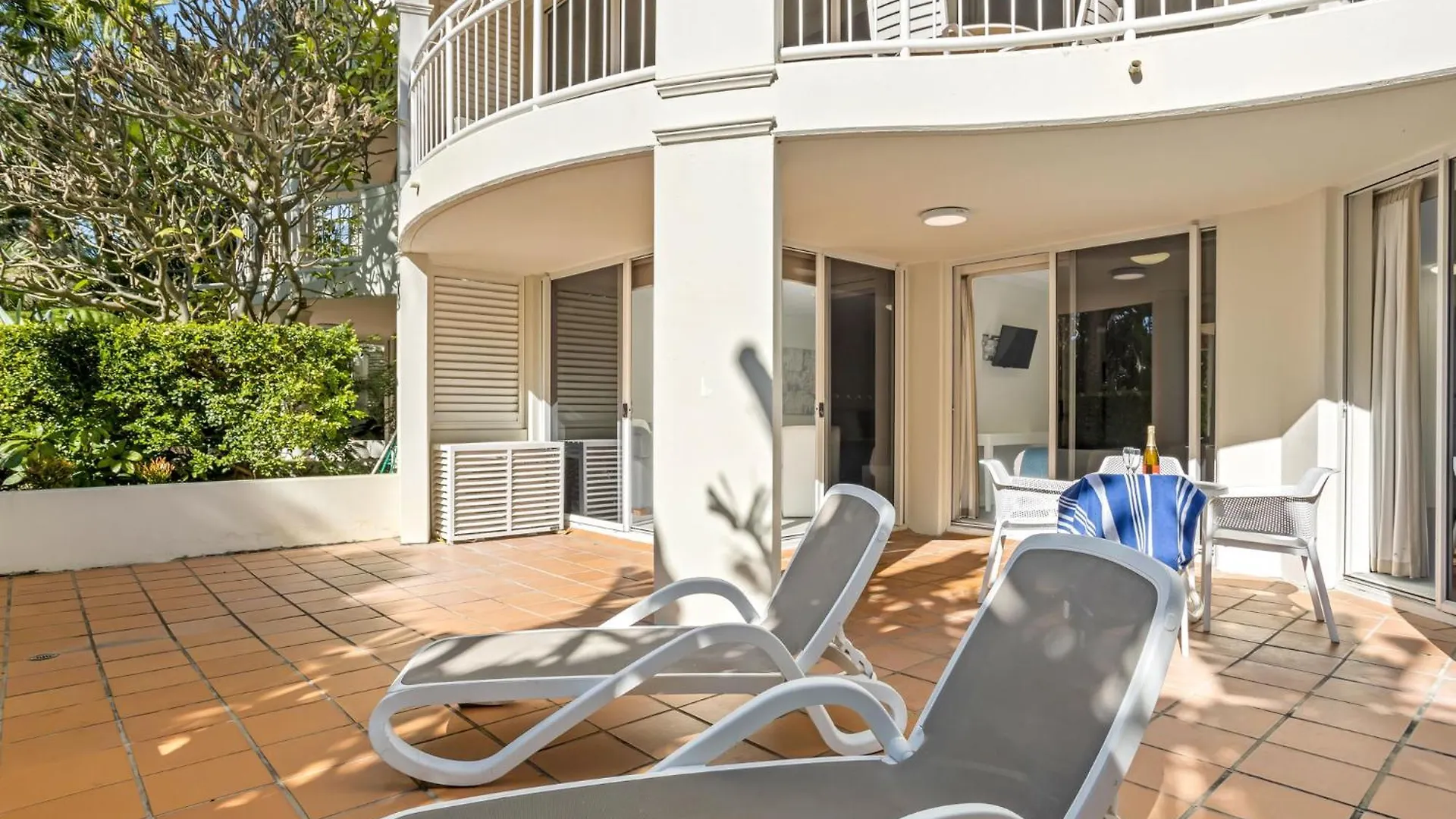 Ultiqa Burleigh Mediterranean Aparthotel 4*