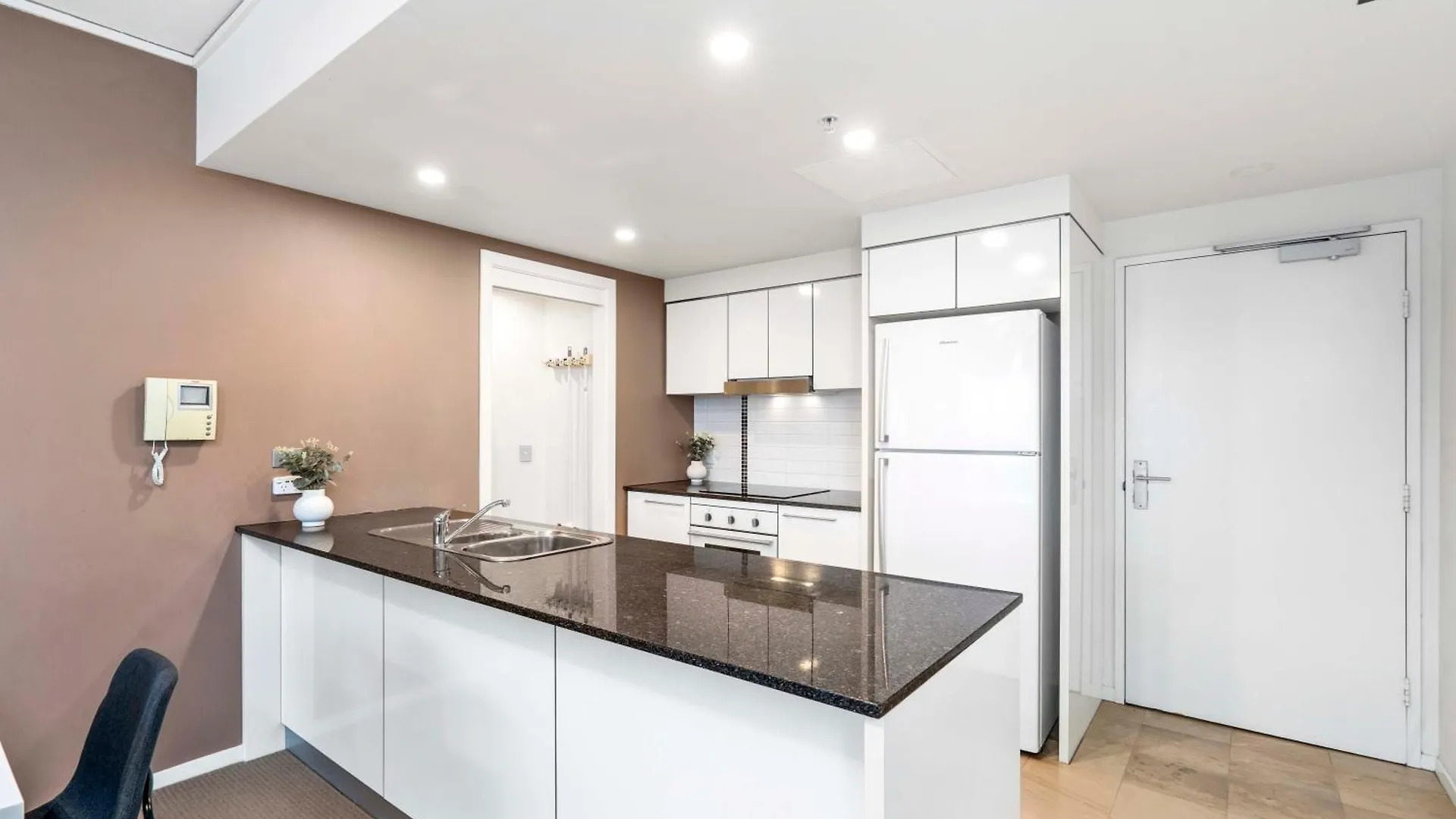 アパート Sierra Grand Broadbeach - Self Contained & Privately Managed