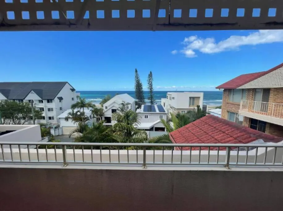 Jefferson Palms - Burleigh Letting Daire Gold Coast