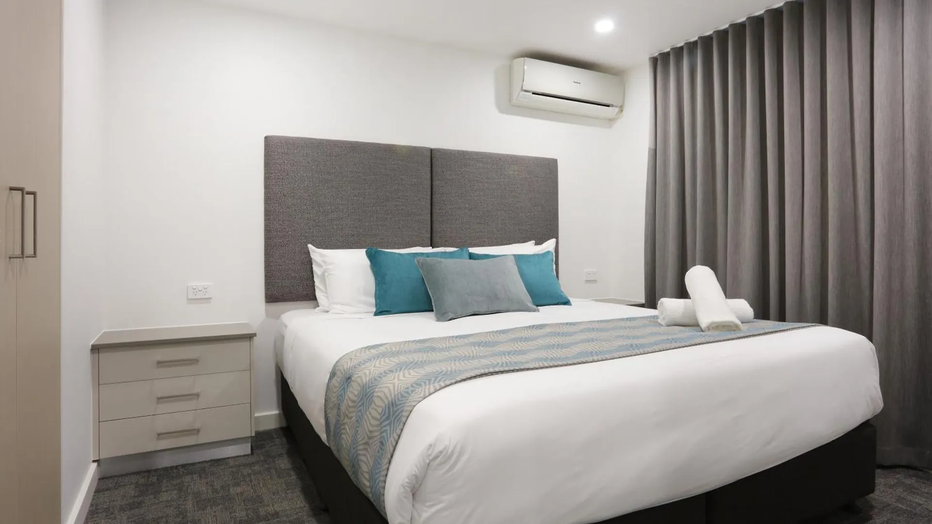 Southport & 3* Gold Coast