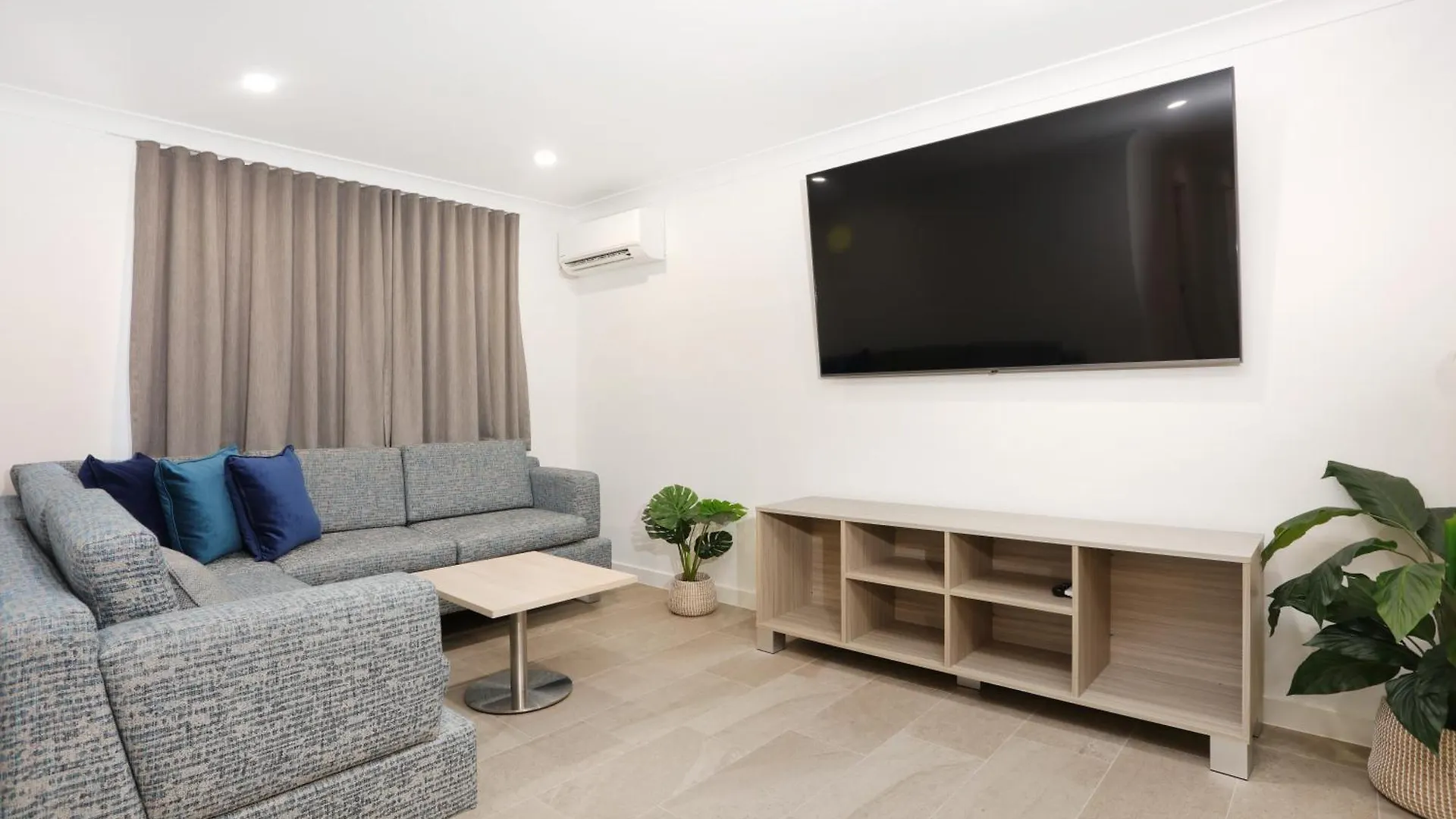Southport & 3* Gold Coast