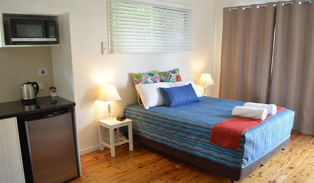 موتيل La Costa Beachside 3*