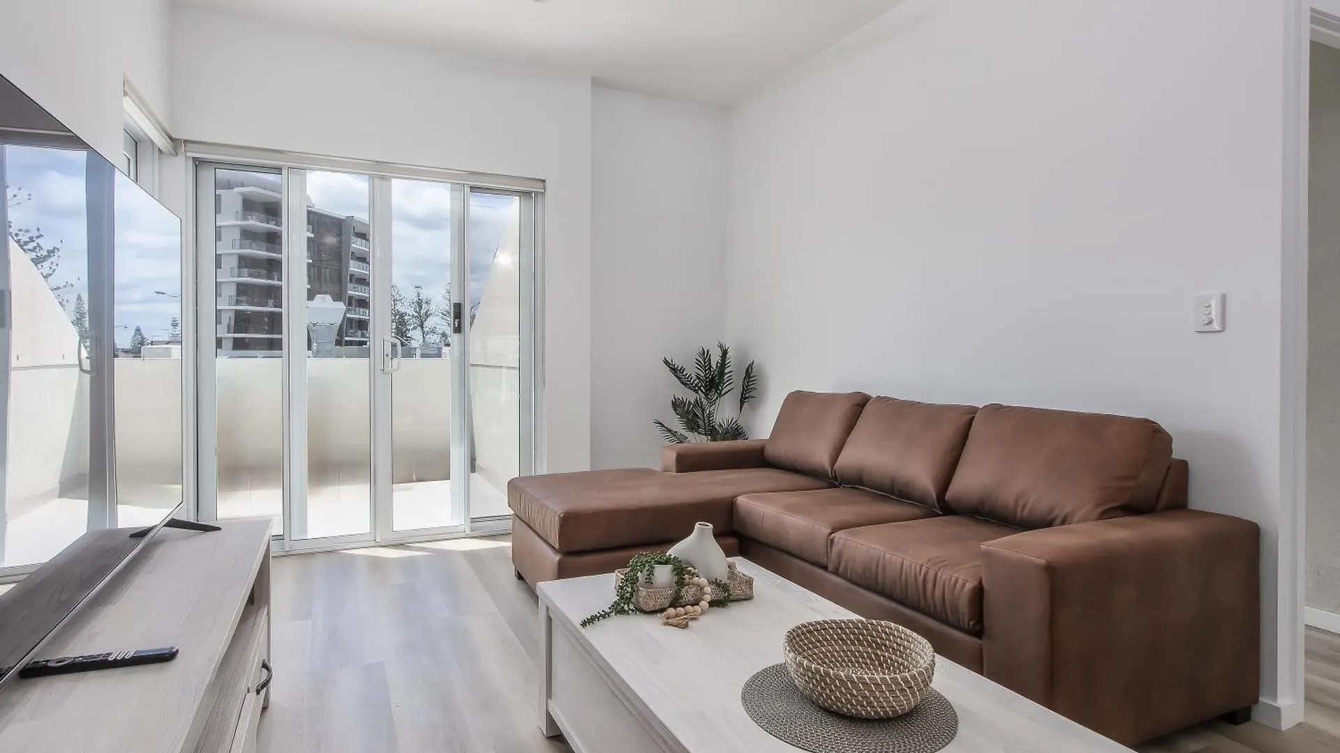 The Laneway By Burleigh Letting Company
