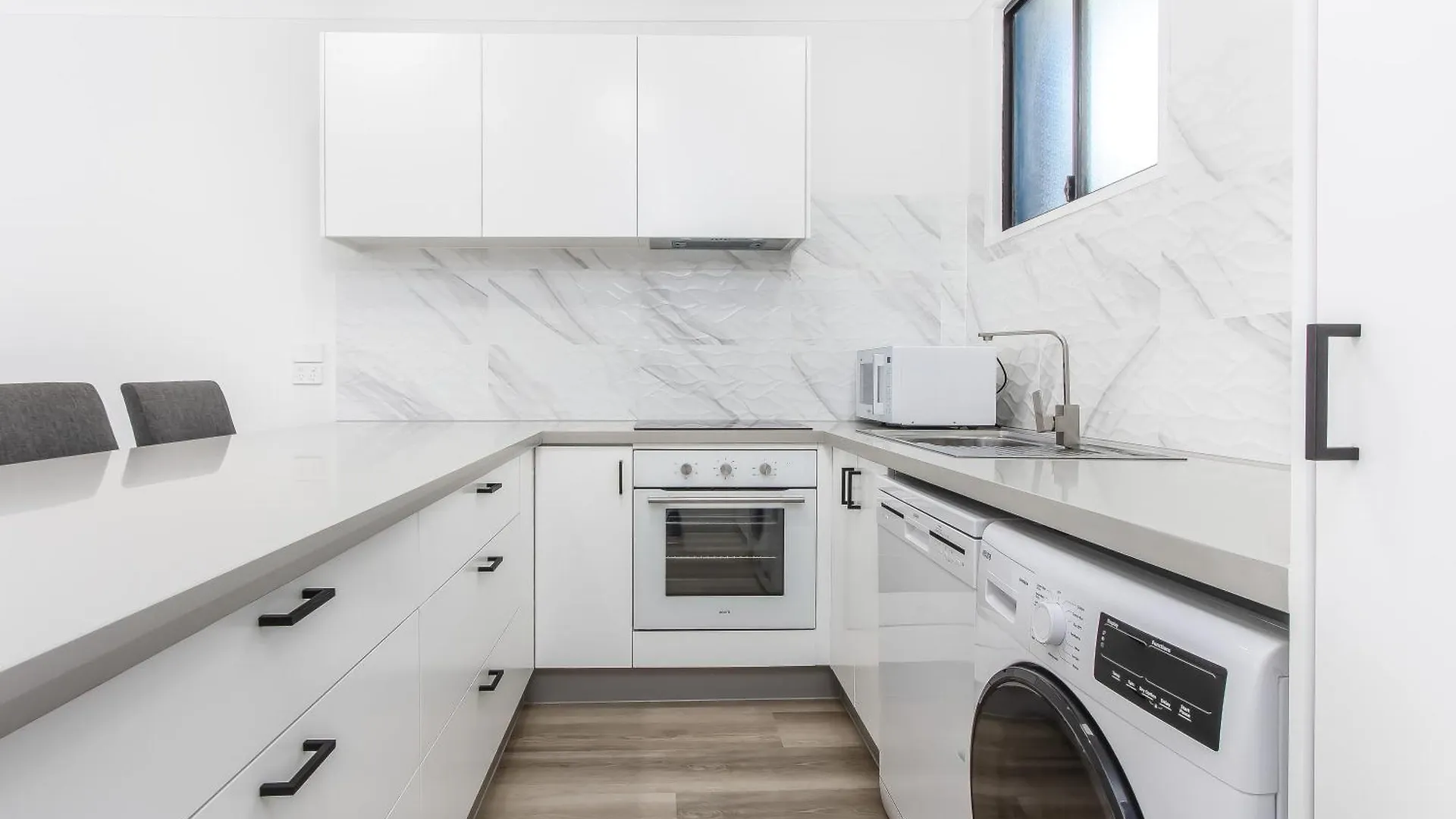 The Laneway By Burleigh Letting Company Apartment