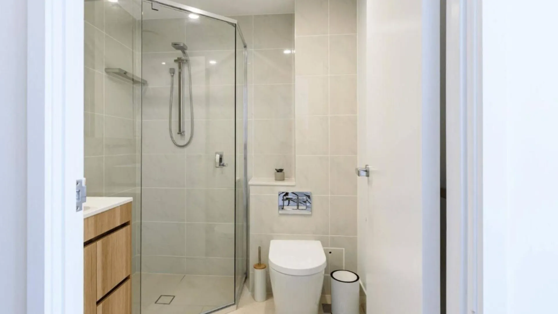 Appartamento Palm Escape With Rooftop Pool - Coasthm *