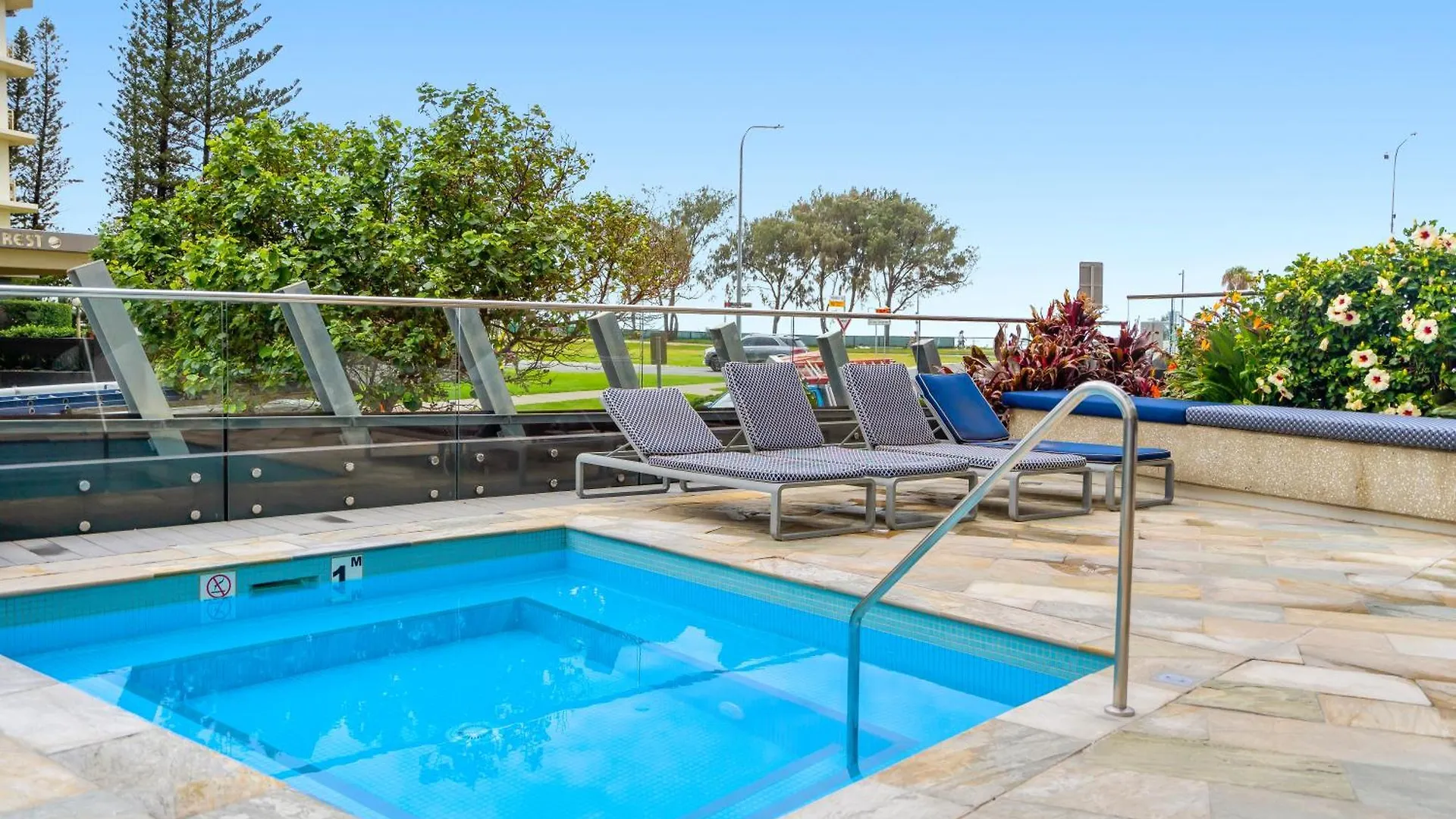 Rhapsody Surfers Paradise Beachfront Sleeps 6 - Optimise Apartment Gold Coast