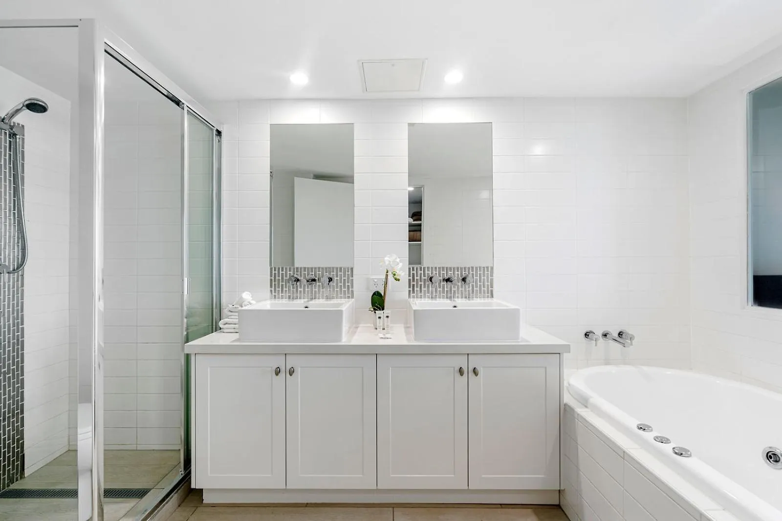 Wings Penthouse Sleeps 10 - Optimise * Gold Coast